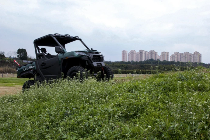 Loncin UWOLF 1000 S bagis